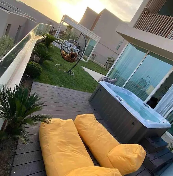 Villa Amante With Jacuzzi - Palase - Green Coast Resort